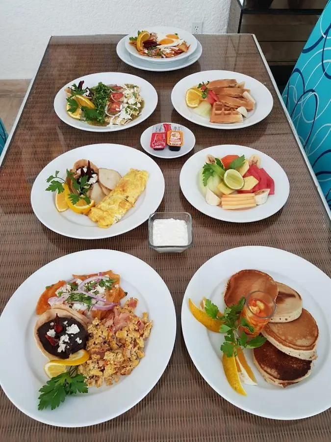 All Inclusive Bed & Beach & Fun Cancún 2*,