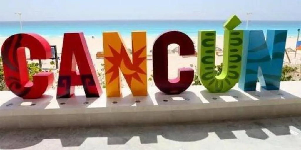 All Inclusive Bed & Beach & Fun Cancun Mexico