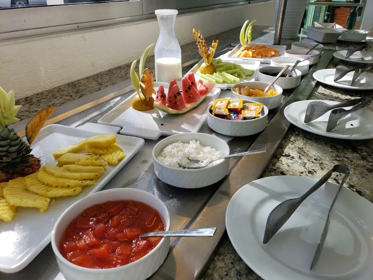Hotel All Inclusive Bed & Beach & Fun Cancun