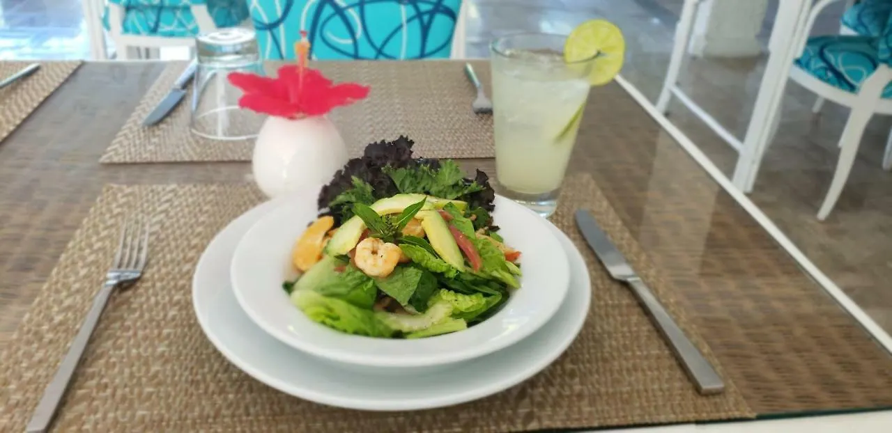** Hotel All Inclusive Bed & Beach & Fun Cancun Mexico