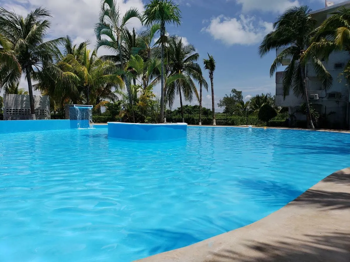 All Inclusive Bed & Beach & Fun Cancun location